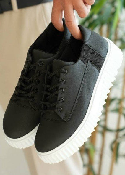 Men's Zephyr Eclipse black and white casual sneaker by Apollo Moda, fifth angle