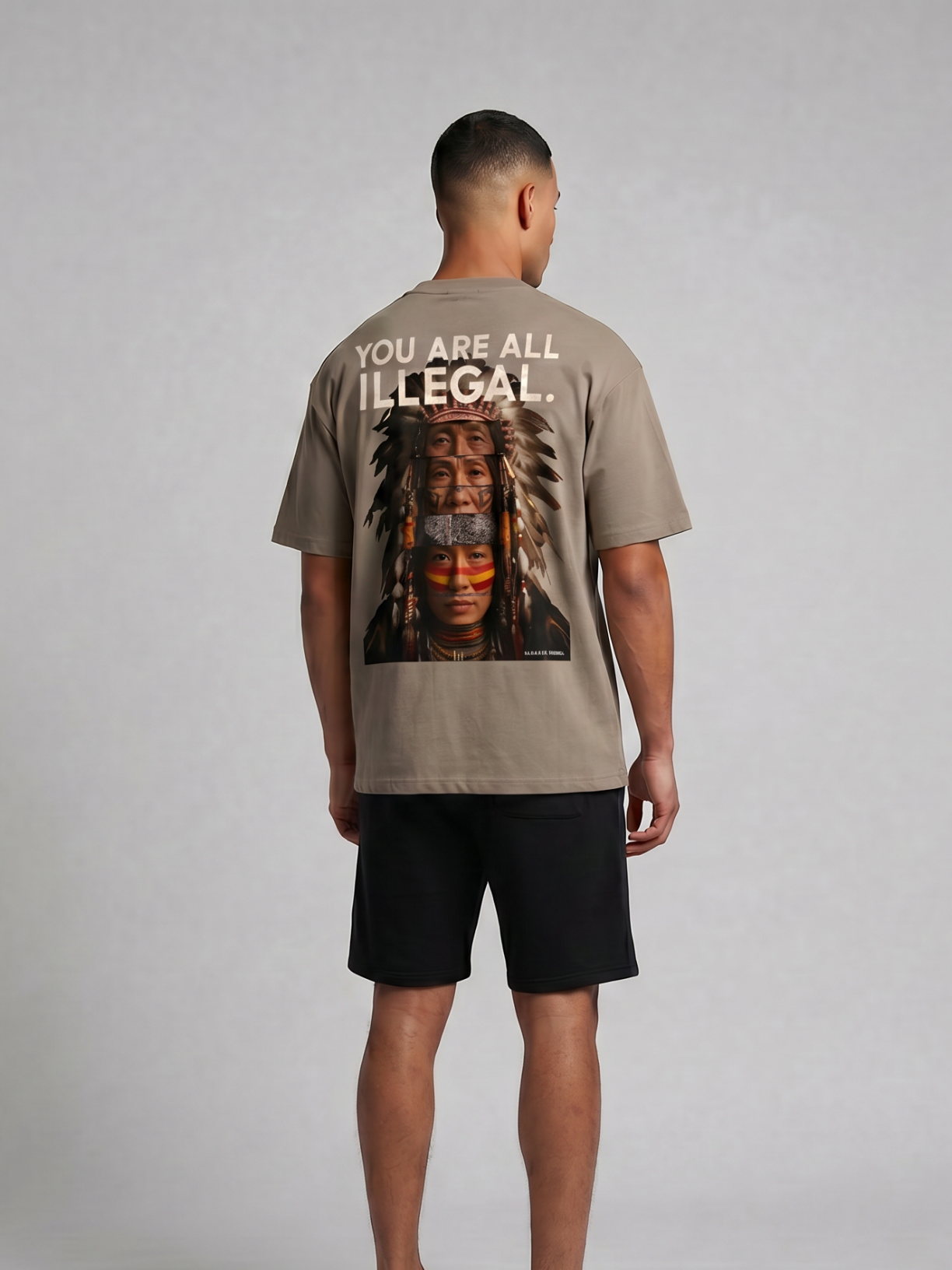 T-shirt graphique oversize You Are All Illegal en tissu épais